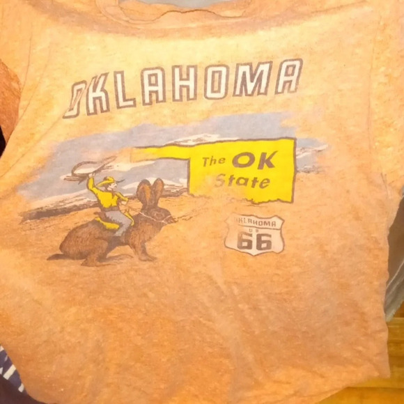 🐼🐼🐼Fossil Brand Oklahoma T-shirt Medium Heather Orange - Picture 3 of 5